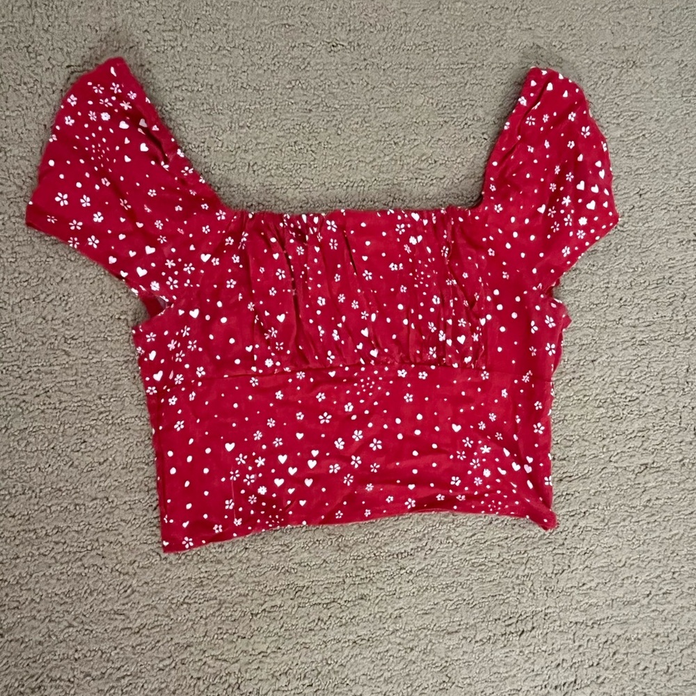 Pac Sun short sleeve crop top